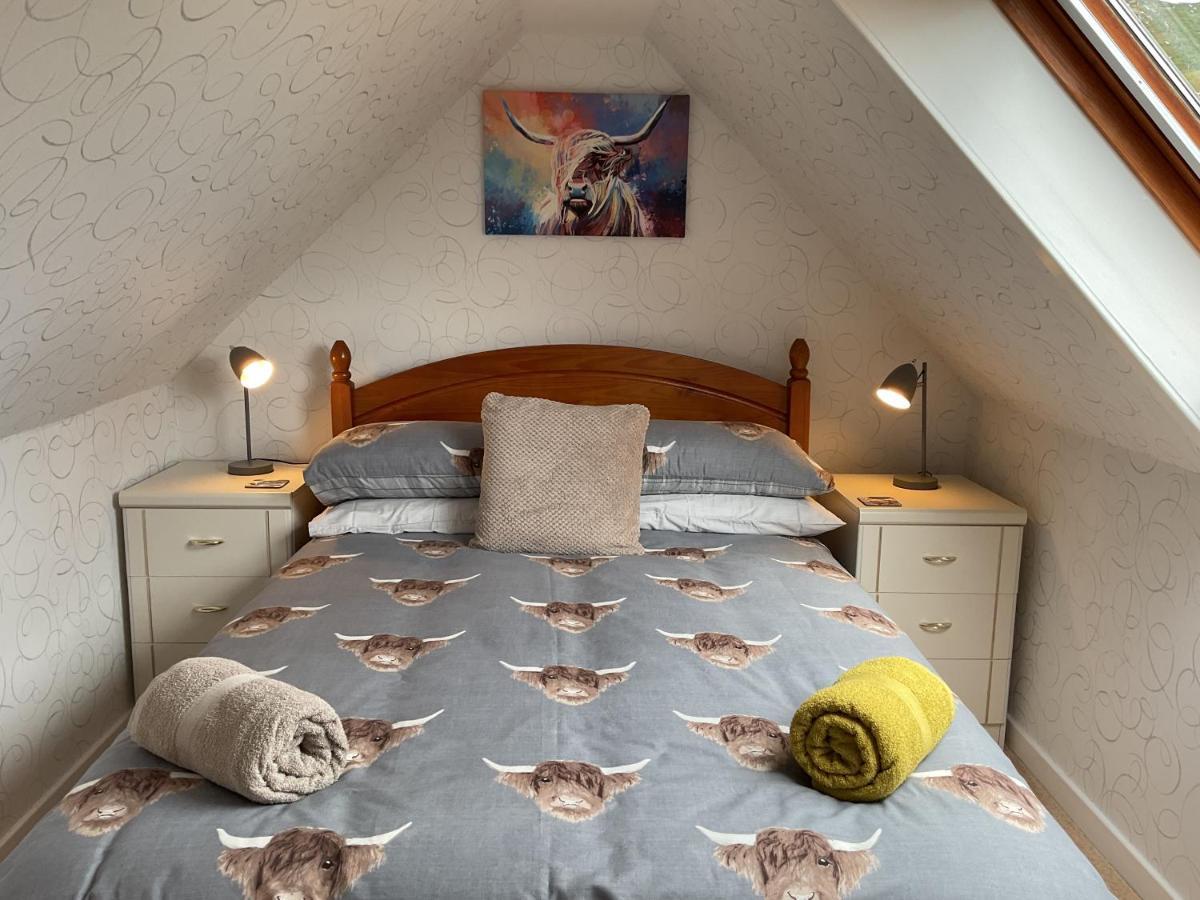 6 Calbost Villa Dış mekan fotoğraf