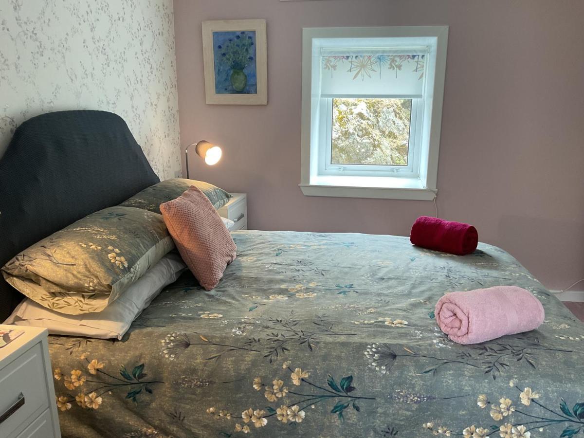 6 Calbost Villa Dış mekan fotoğraf
